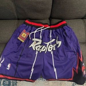 nba hardwood classic raptors shorts xl
